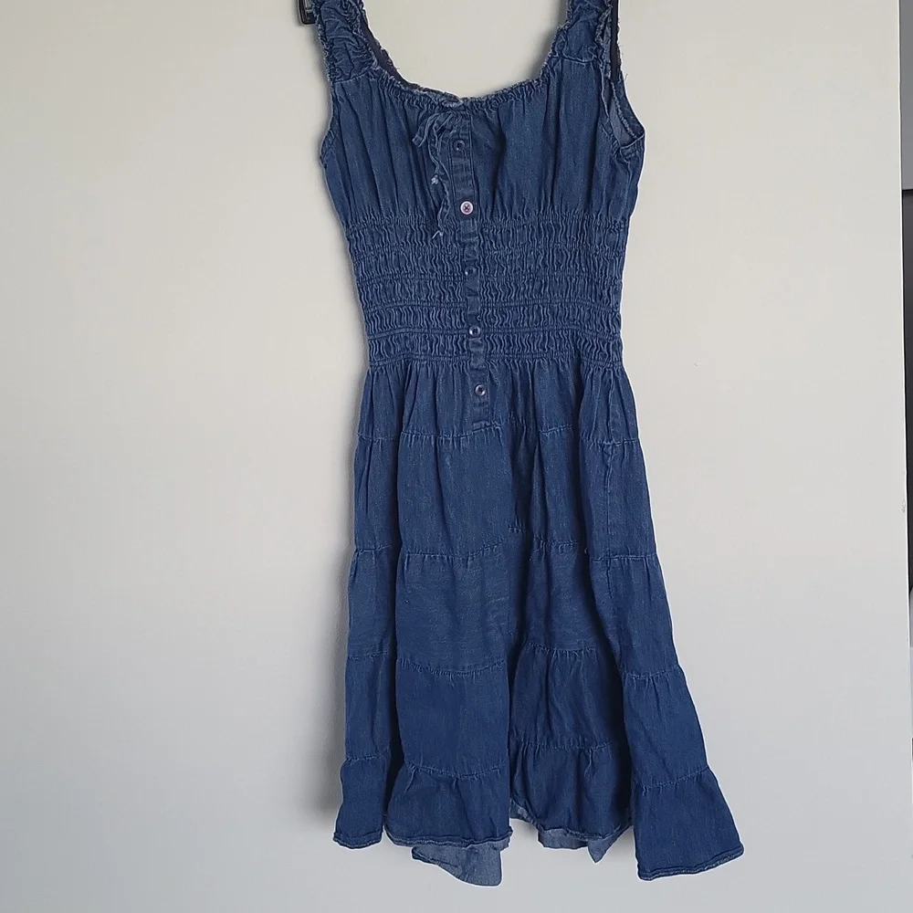 Dress - Picture 1 of 3